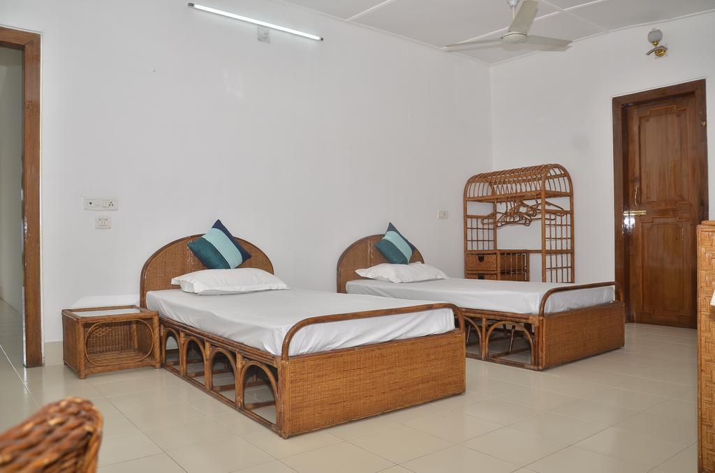 The Oasis Guest House Dimapur Bilik gambar