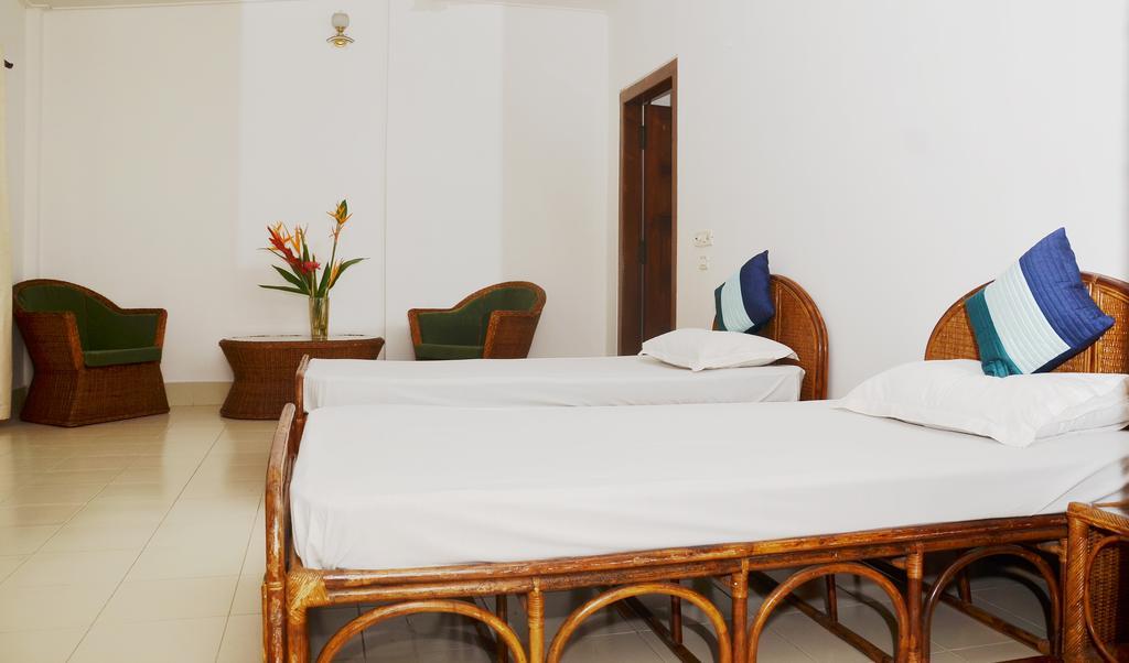 The Oasis Guest House Dimapur Bilik gambar